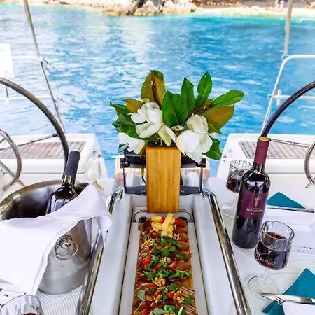 Luxury Sailing *